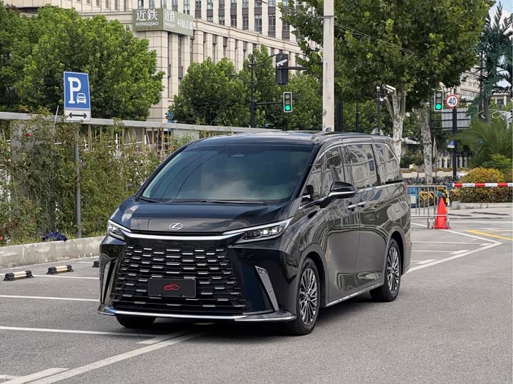 Lexus LM, 2024 — купить в Саранске под ключ