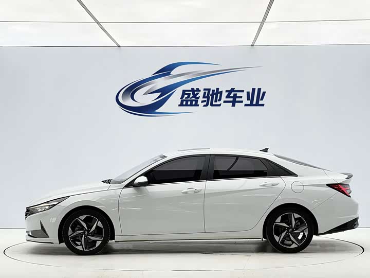 Hyundai Elantra N line, 2022 — фото 7 из 9