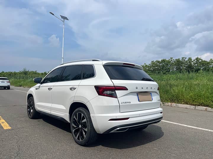 Skoda Karoq, 2022 — фото 4 из 9