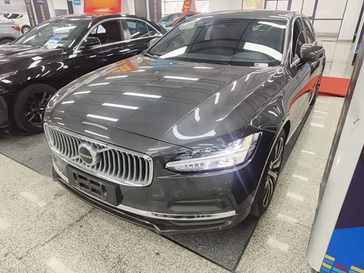 Volvo S90, 2023 — купить в Калуге под ключ