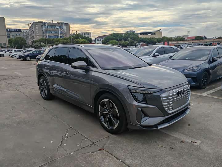 Audi Q5 e-tron, 2024 — купить в Ижевске под ключ