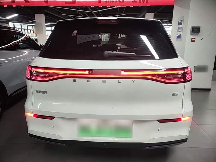 Geely Galaxy E5, 2024 — фото 6 из 9
