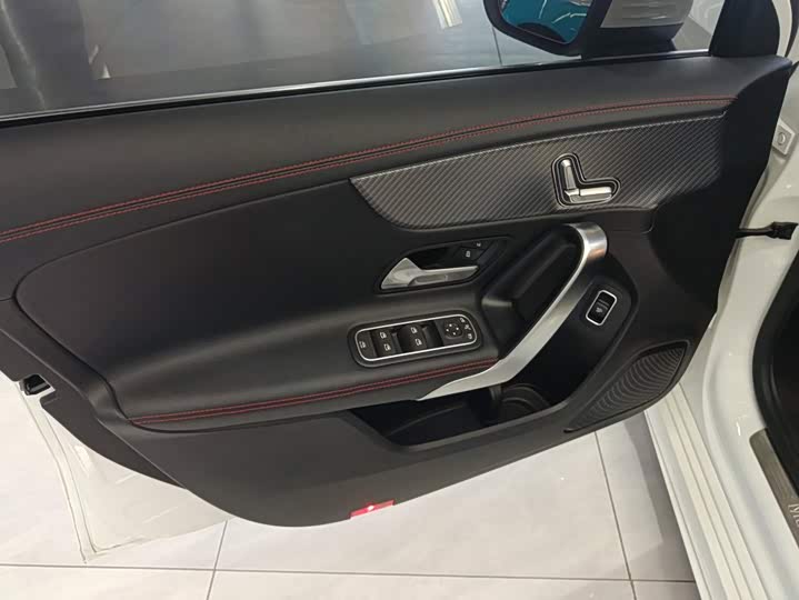 Mercedes-Benz A-Class, 2023 — фото 7 из 9