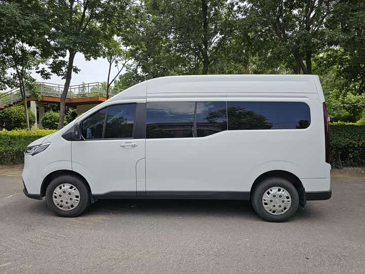 Maxus V70, 2024 — фото 7 из 9