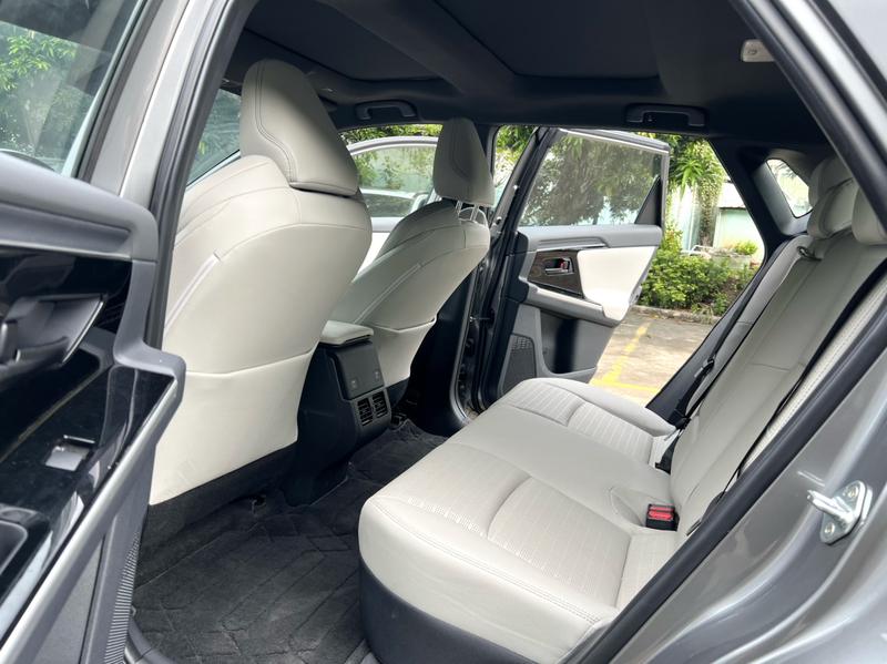 Toyota bZ4X Platinum, 2024 — фото 10 из 11