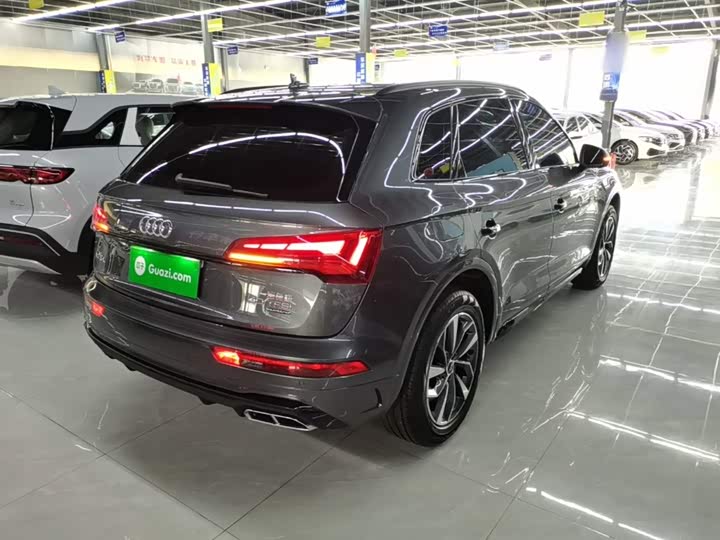 Audi Q5L, 2024 — фото 7 из 9