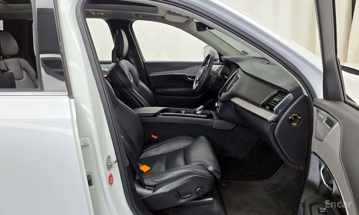 Volvo XC90, 2021 — фото 11 из 12