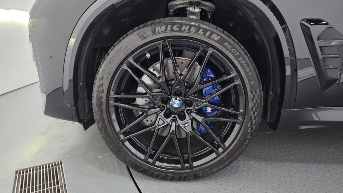 BMW X5 M, 2025 — фото 5 из 12