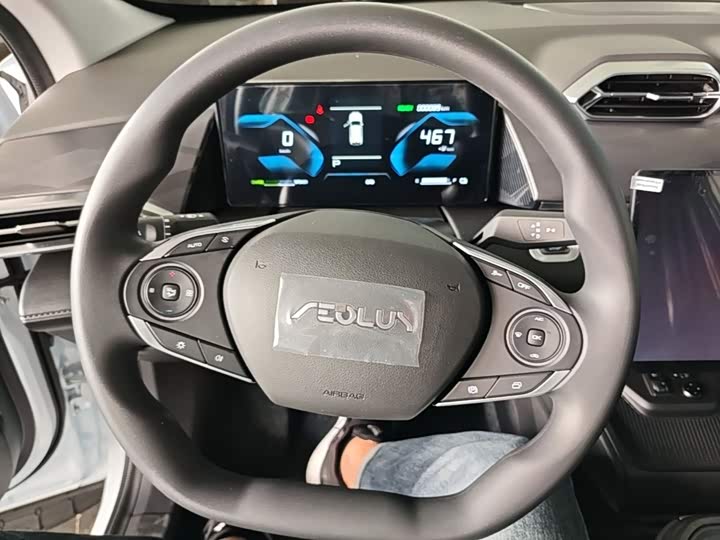 Dongfeng Aeolus Sky EV01, 2025 — фото 7 из 9