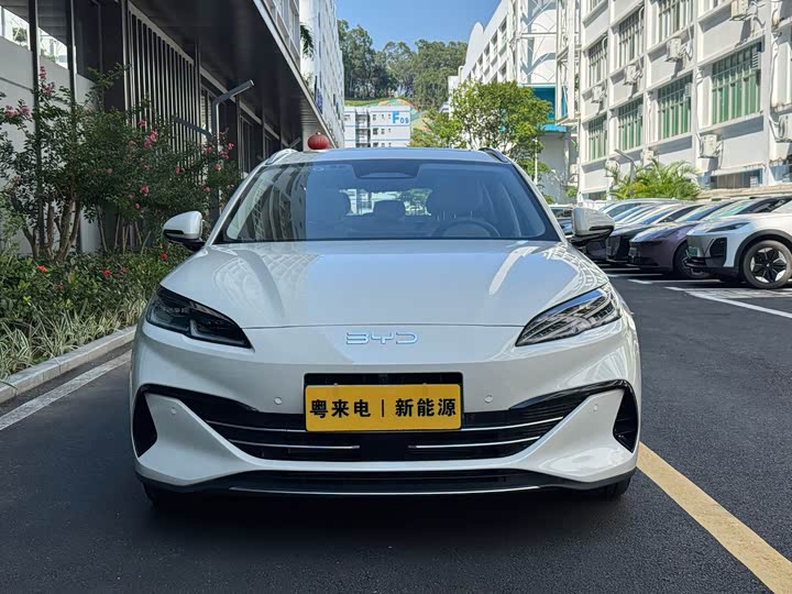 BYD Seal 06 Hybrid/EV, 2025 — фото 2 из 9