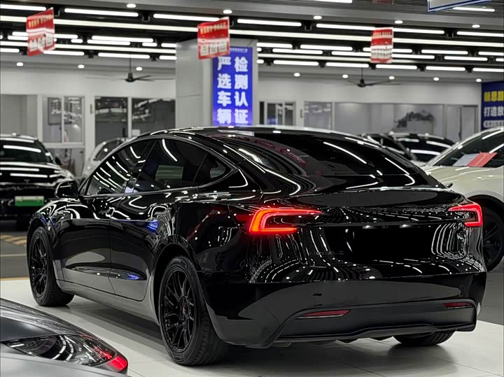 Tesla Model 3, 2024 — фото 4 из 9