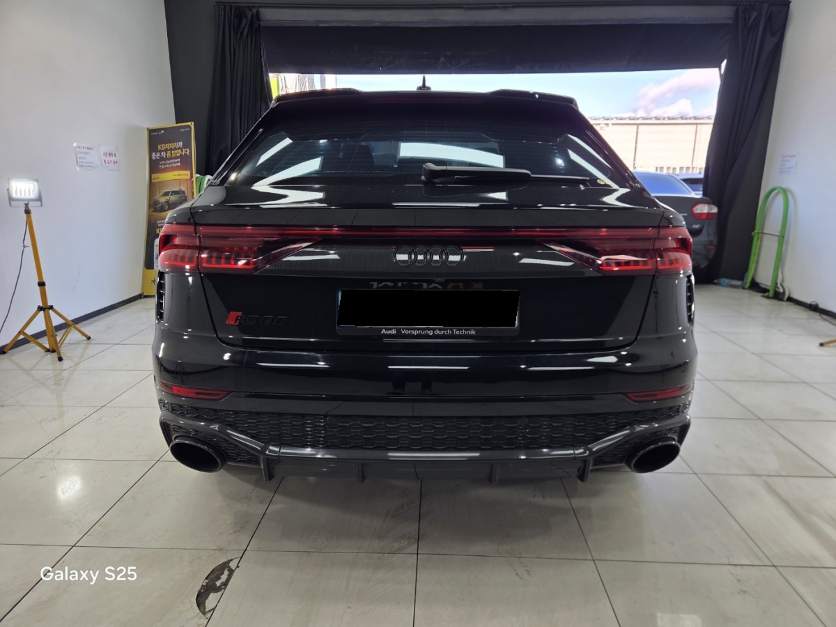 Audi RS Q8, 2022 — фото 4 из 12