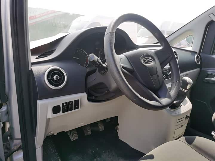 JAC Refine M3, 2023 — фото 6 из 9