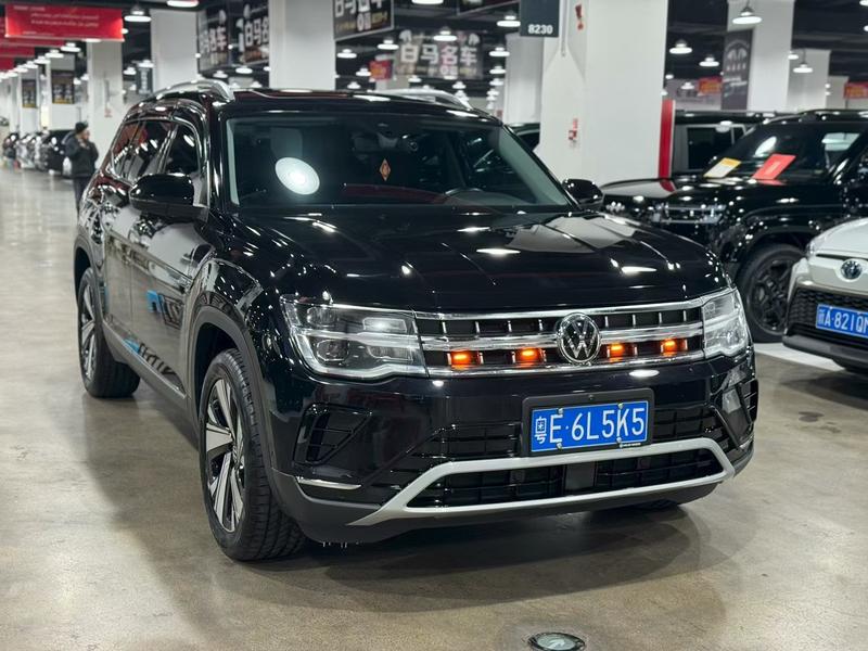 Volkswagen Teramont Pro, 2024 — фото 3 из 10