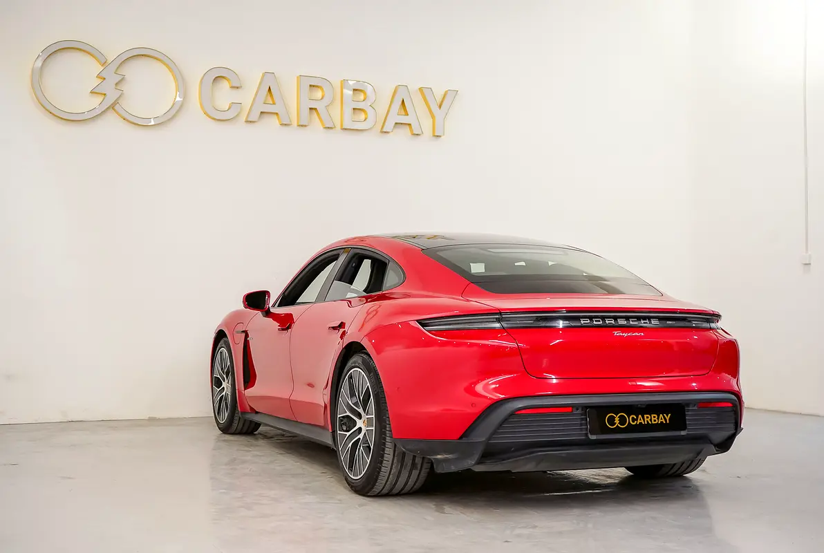 Porsche Taycan, 2025 — фото 7 из 10