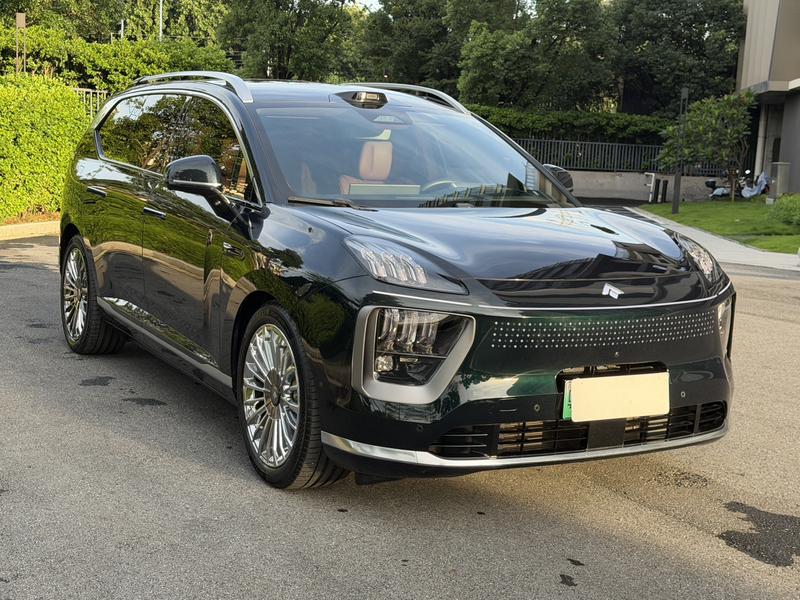 GAC Hyptec HL, 2025 — фото 3 из 12