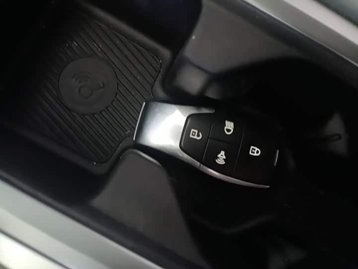 BAIC Beijing BJ40 Hybrid, 2025 — фото 9 из 9