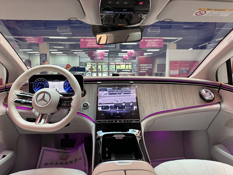Mercedes-Benz EQE, 2024 — фото 9 из 12