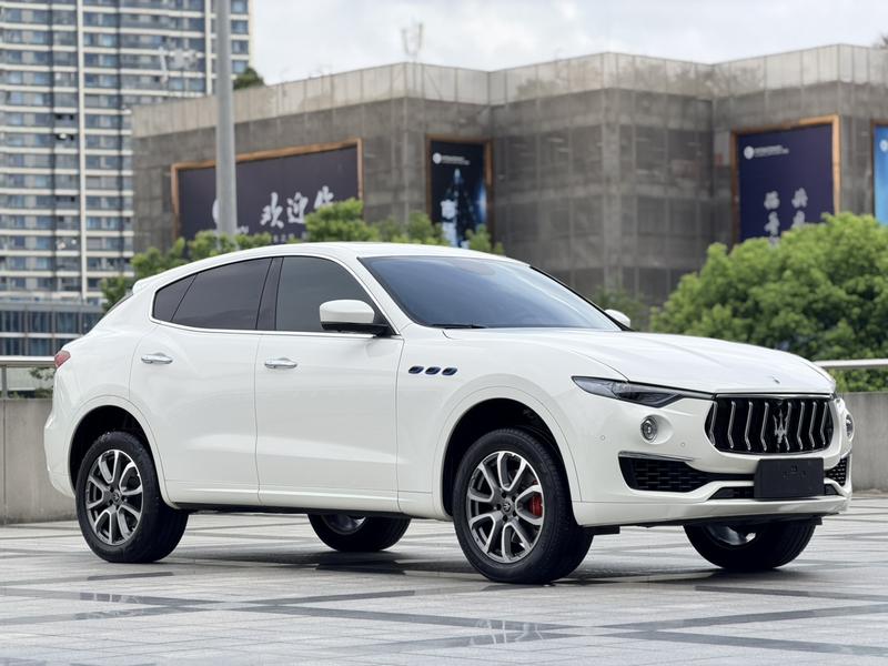 Maserati Levante, 2023 — купить в Ярославле под ключ
