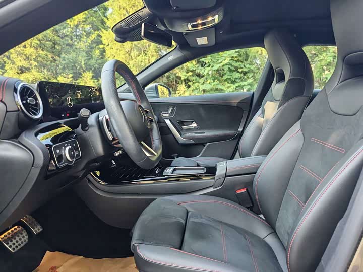 Mercedes-Benz CLA-Class, 2023 — фото 8 из 9