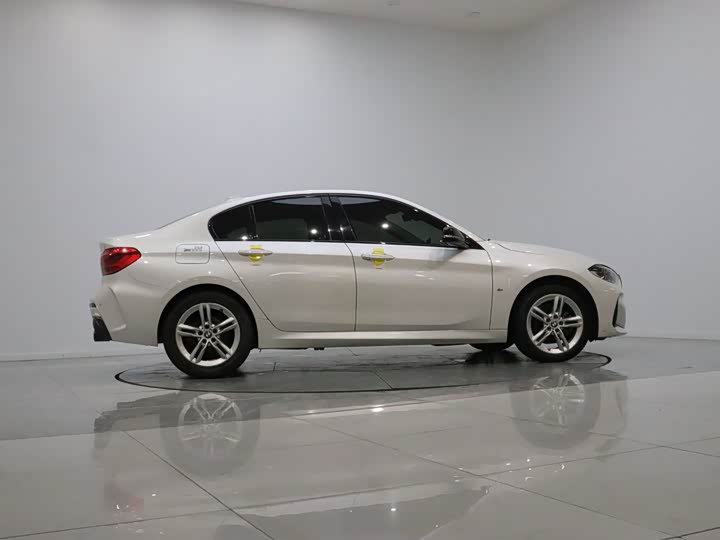BMW 1 Series, 2022 — фото 7 из 9