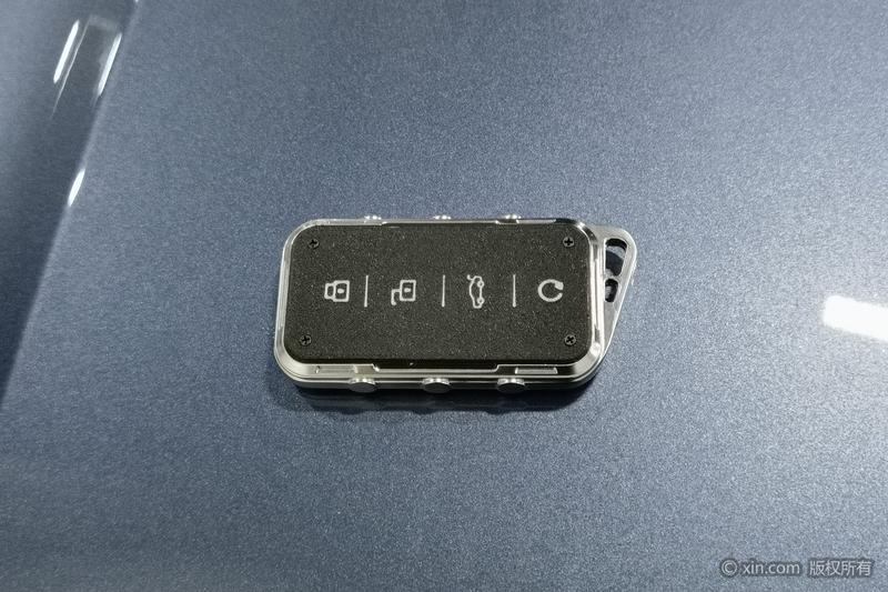 BYD Song Pro Hybrid, 2023 — фото 7 из 12