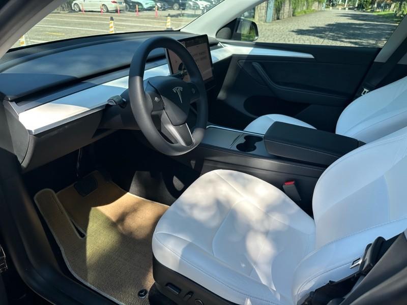 Tesla Model Y, 2023 — фото 8 из 10