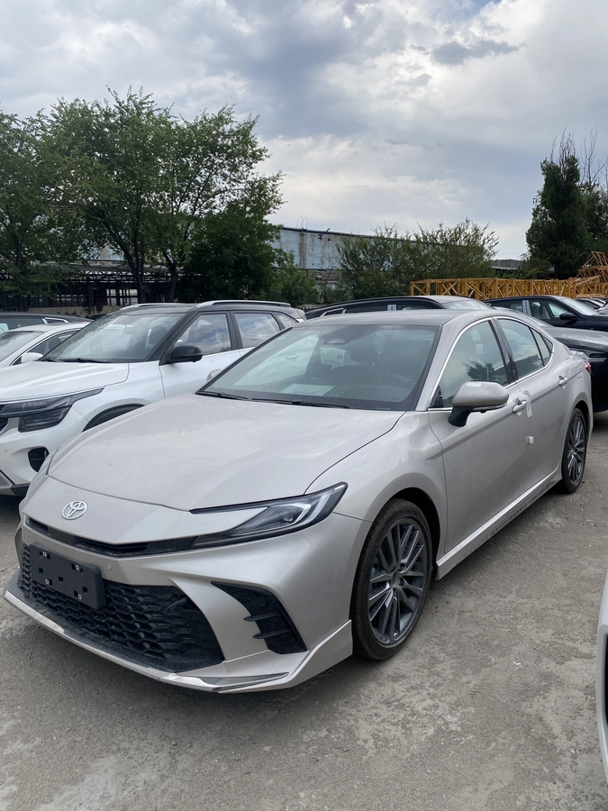 Toyota Camry, 2026 — фото 2 из 12