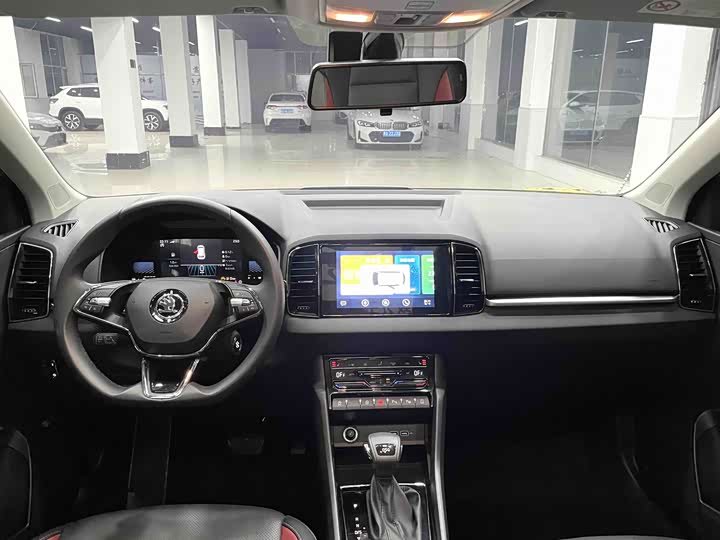 Skoda Karoq, 2023 — фото 9 из 9