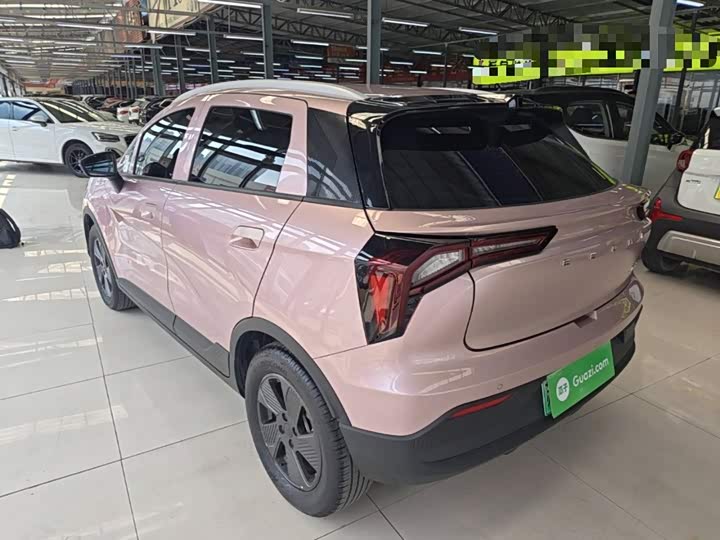 Geely Geometry E Firefly, 2023 — фото 5 из 9