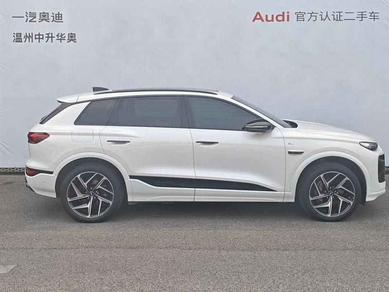 Audi Q6L e-tron, 2025 — фото 5 из 10