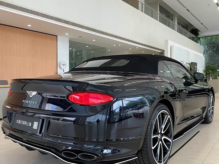 Bentley Continental GT, 2023 — фото 8 из 9