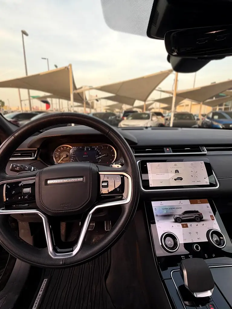 Land Rover Range Rover Velar, 2023 — фото 9 из 10