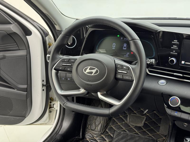 Hyundai Elantra N line, 2024 — фото 10 из 12