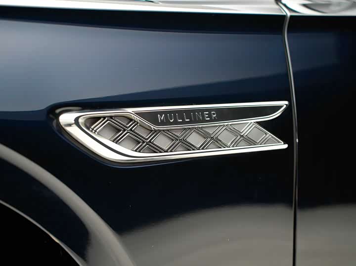 Bentley Flying Spur, 2021 — фото 8 из 9