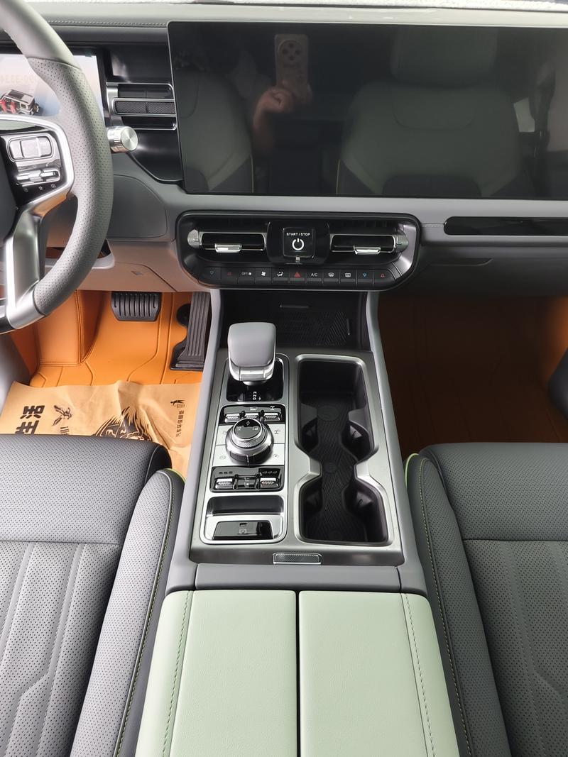 BAIC Beijing BJ40 Hybrid, 2025 — фото 5 из 12