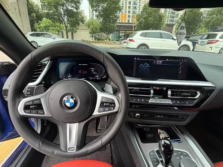 BMW Z4, 2024 — фото 6 из 9