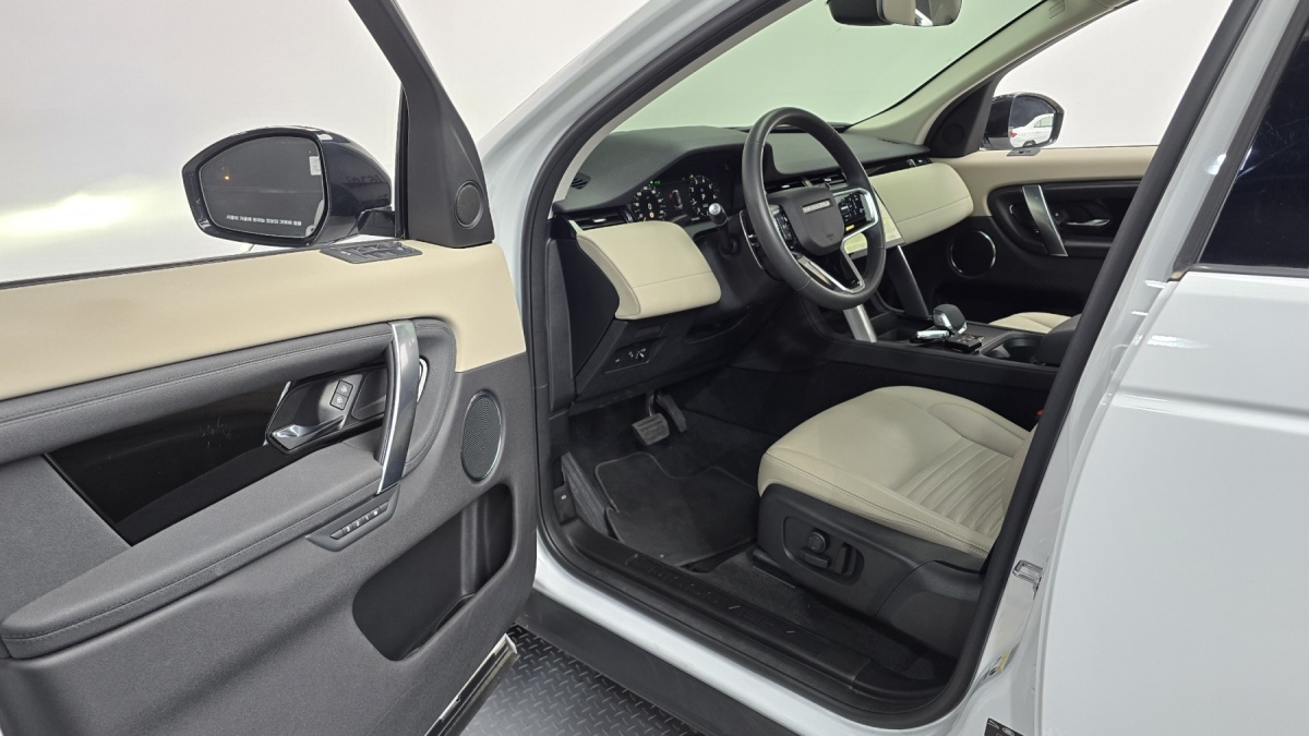 Land Rover Discovery Sport, 2024 — фото 10 из 12
