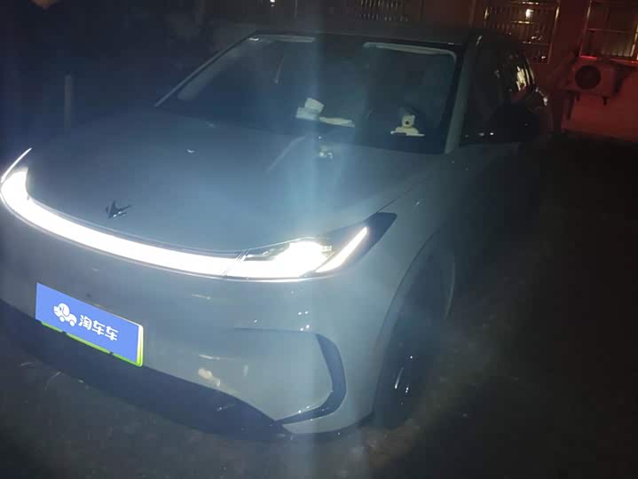 BAIC Arcfox T1, 2025 — купить в Саратове под ключ