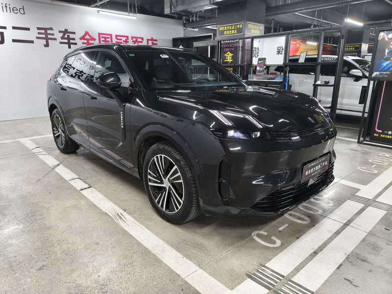 Lynk & Co 08 EM-P Hybrid, 2024 — фото 3 из 12