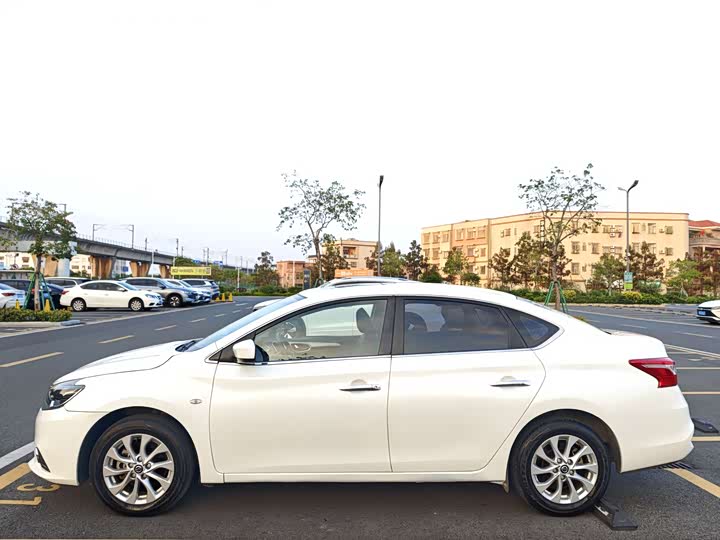 Nissan Sylphy, 2023 — фото 4 из 9