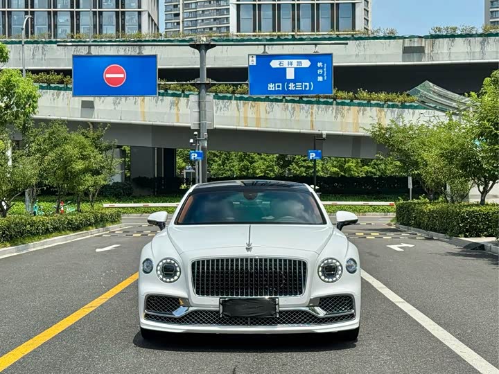 Bentley Flying Spur Hybrid, 2022 — купить в Тамбове под ключ