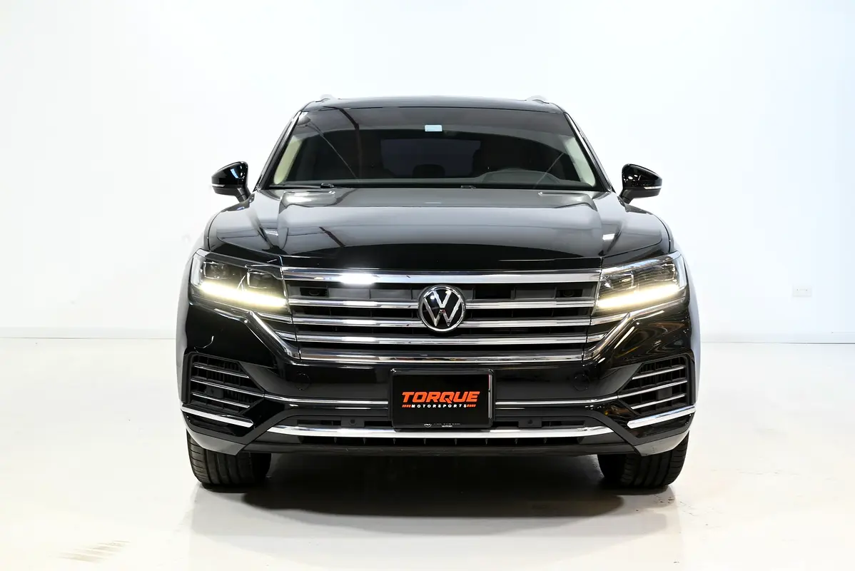 Volkswagen Touareg, 2023 — фото 2 из 10