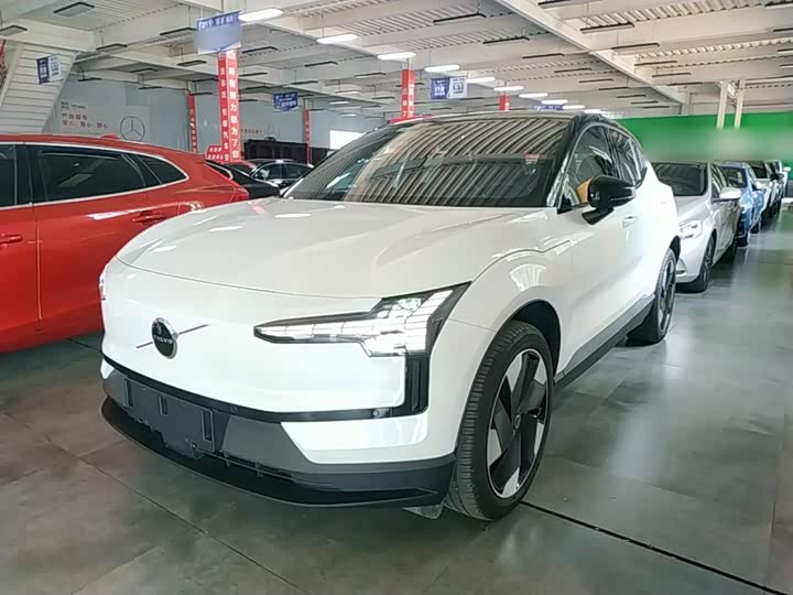 Volvo EX30, 2025 — купить в Брянске под ключ