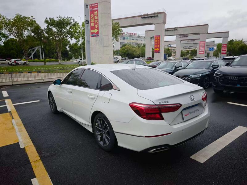Honda Inspire, 2022 — фото 5 из 12