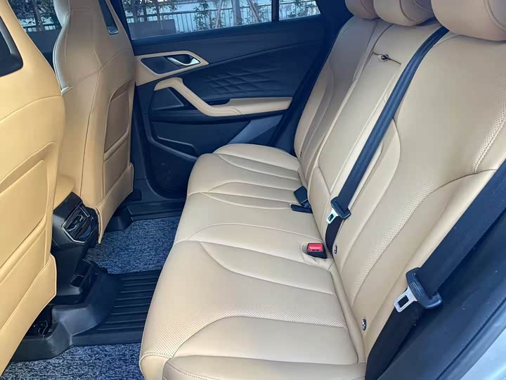 Roewe RX5, 2022 — фото 5 из 9