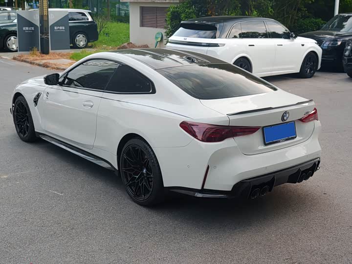 BMW M4, 2025 — фото 7 из 9