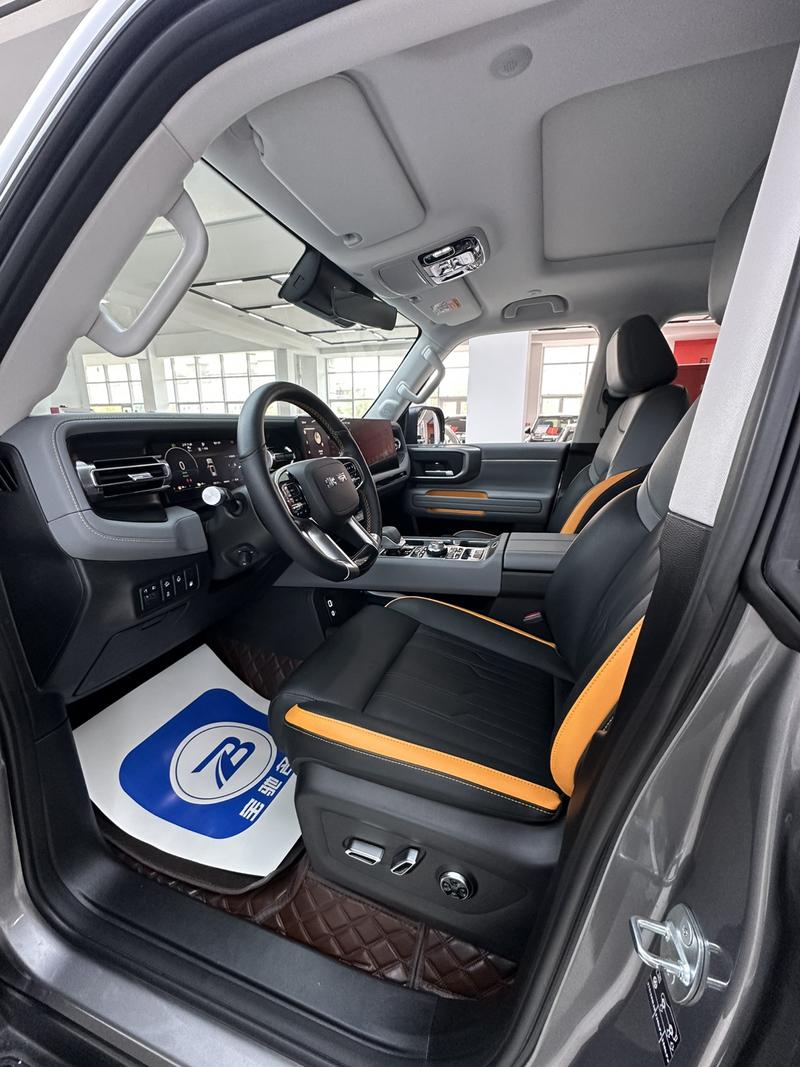 BAIC Beijing BJ40 Hybrid, 2025 — фото 9 из 12