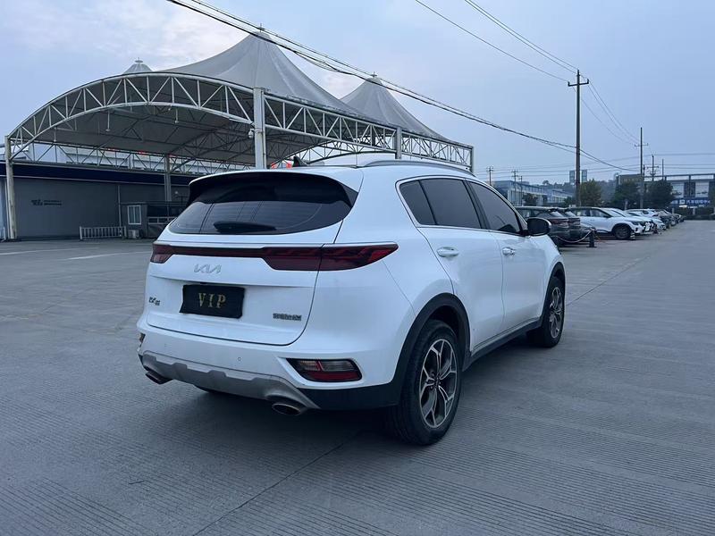 Kia KX5, 2022 — фото 7 из 12