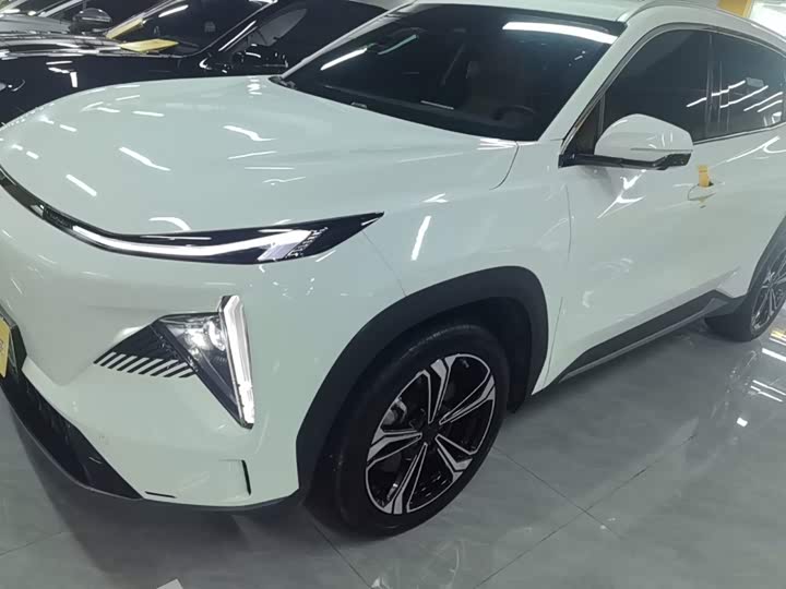 Geely Galaxy L7, 2023 — фото 2 из 9
